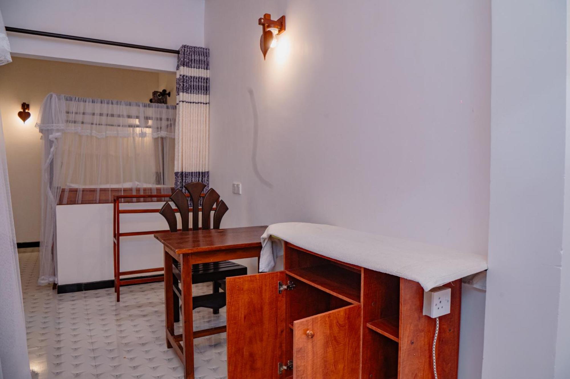 Rekawa Turtle Gate Hotel Tangalle Exterior photo