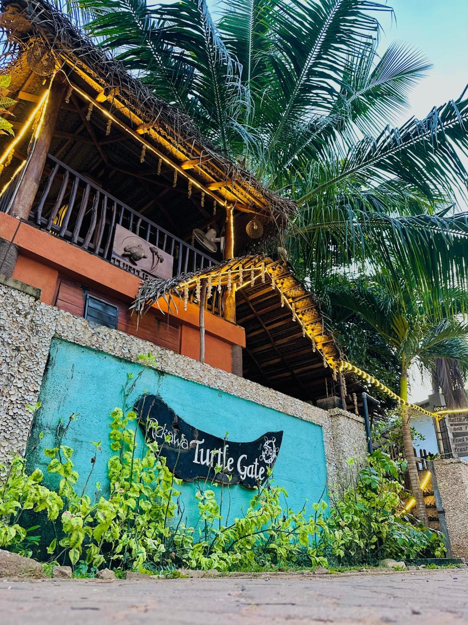 Rekawa Turtle Gate Hotel Tangalle Exterior photo
